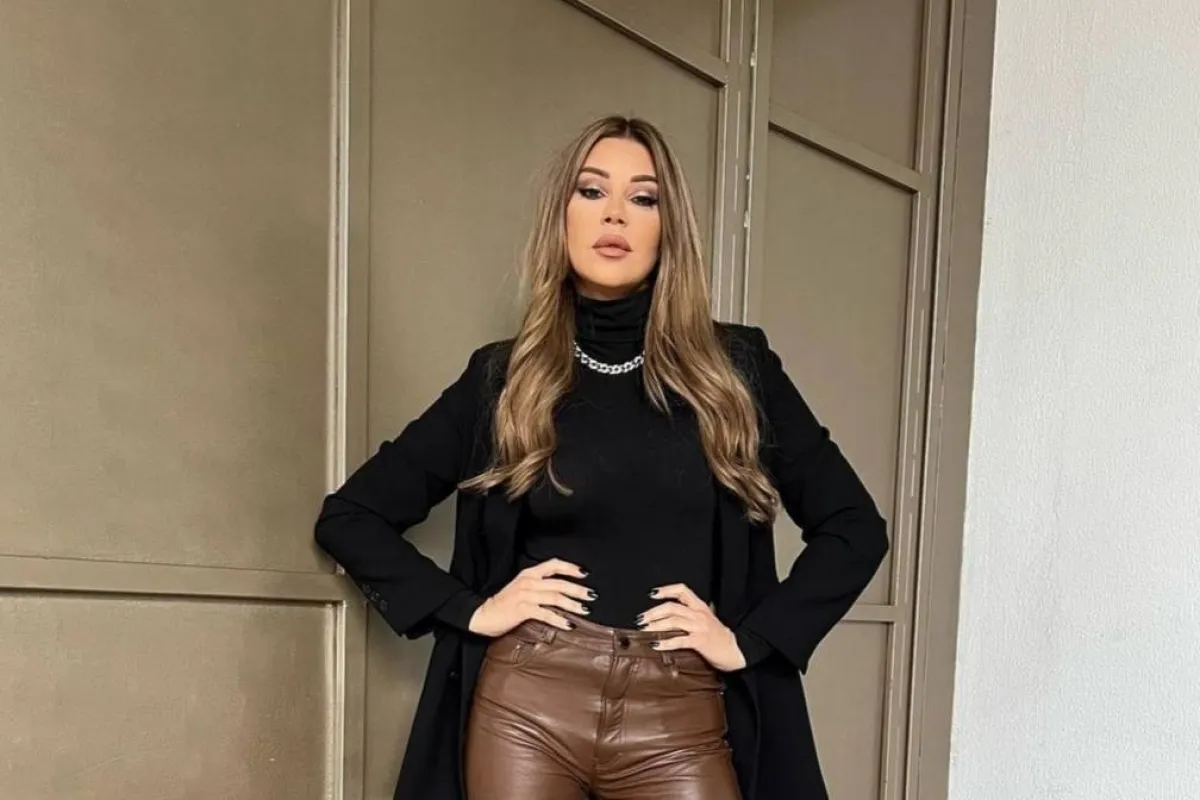 إطلالات كارلا حداد