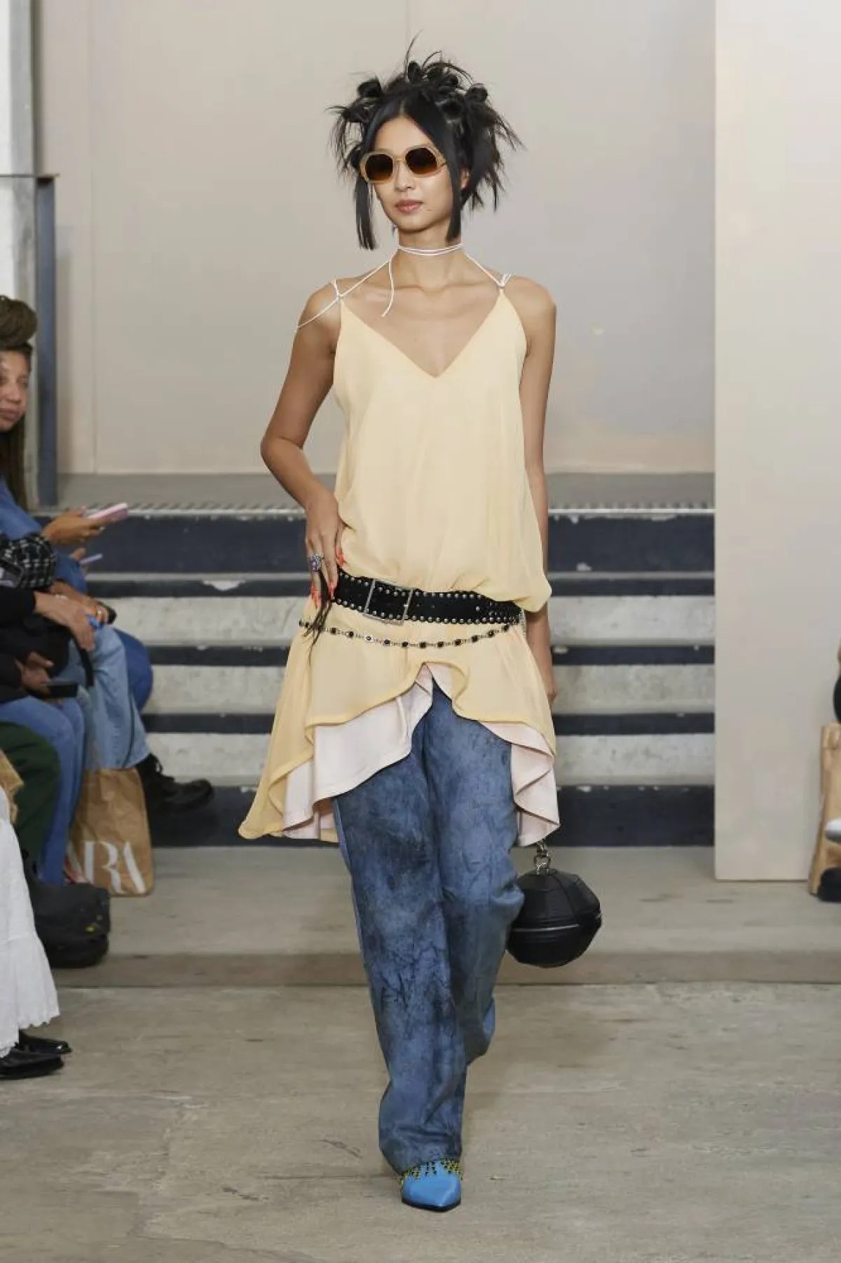 أسبوع باريس للموضة