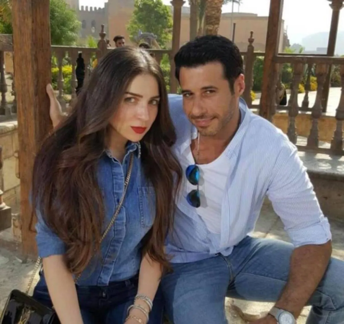 مي عز الدين وأحمد السعدني -الصورة من حسابها على انستغرام