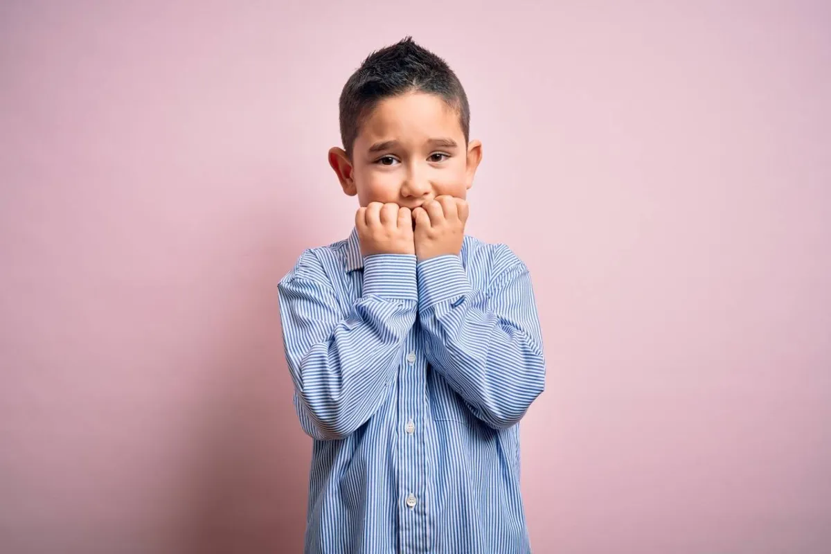 صورة لخجل الأطفال