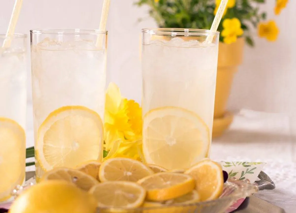 الماء والليمون، لصحة الكلى