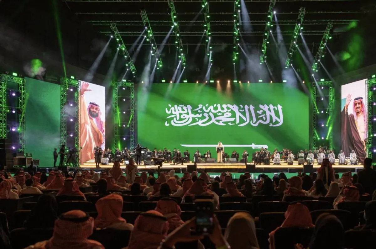 محمد عبده على مسرح ابو بكر سالم - الصورة من الحساب الرسمي لوزارة الثقافة على تويتر