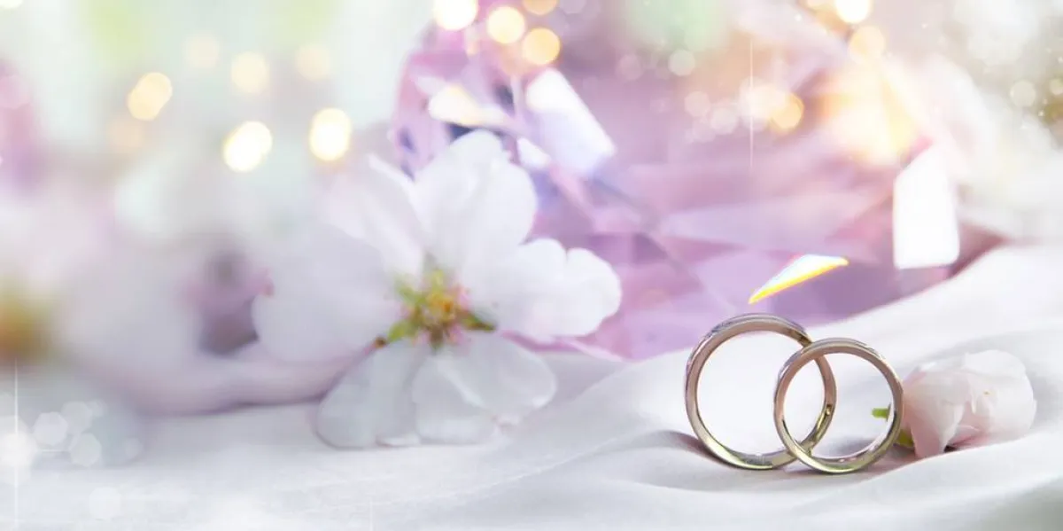 تزيين حامل دبل الخطوبة