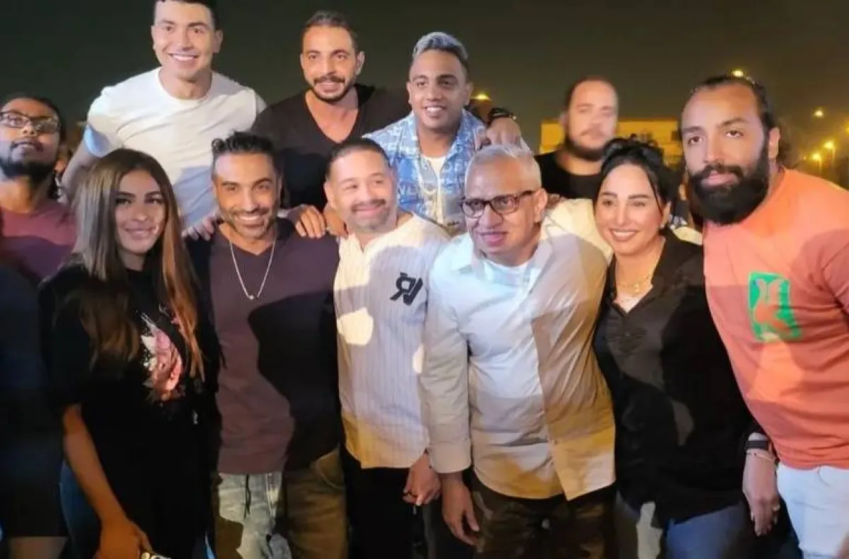 أبطال فيلم مستر إكس - يحتفلون بانتهاء تصويره- صورة من صفحة أمير شاهين على انستغرام