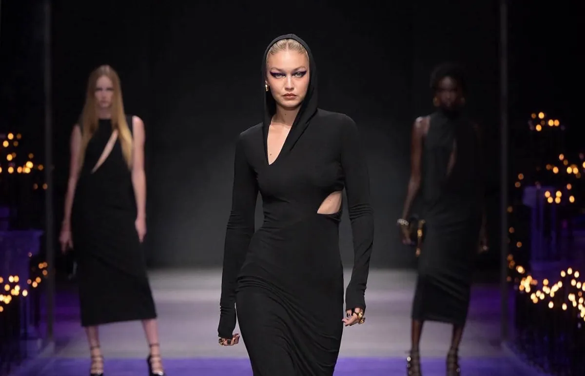 أجمل إطلالات أسابيع الموضة العالمية