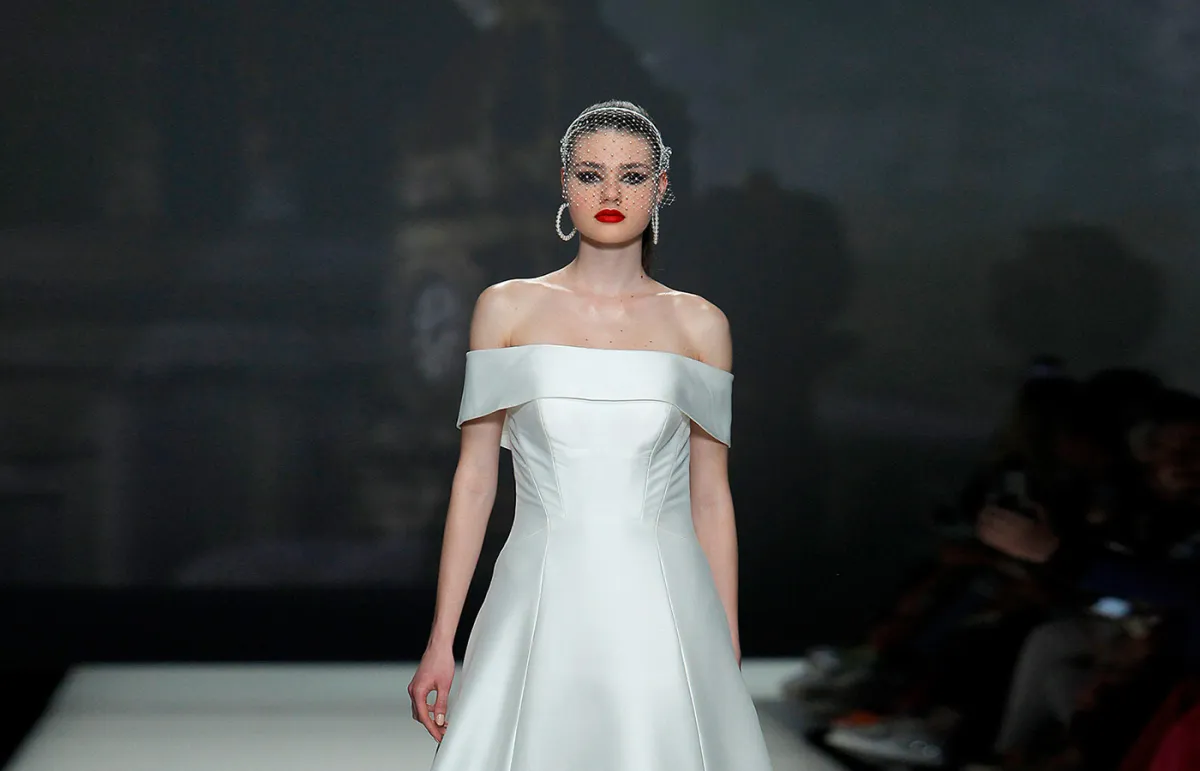 فساتين زفاف من دون تطريز 2023، من موديكا Modeca