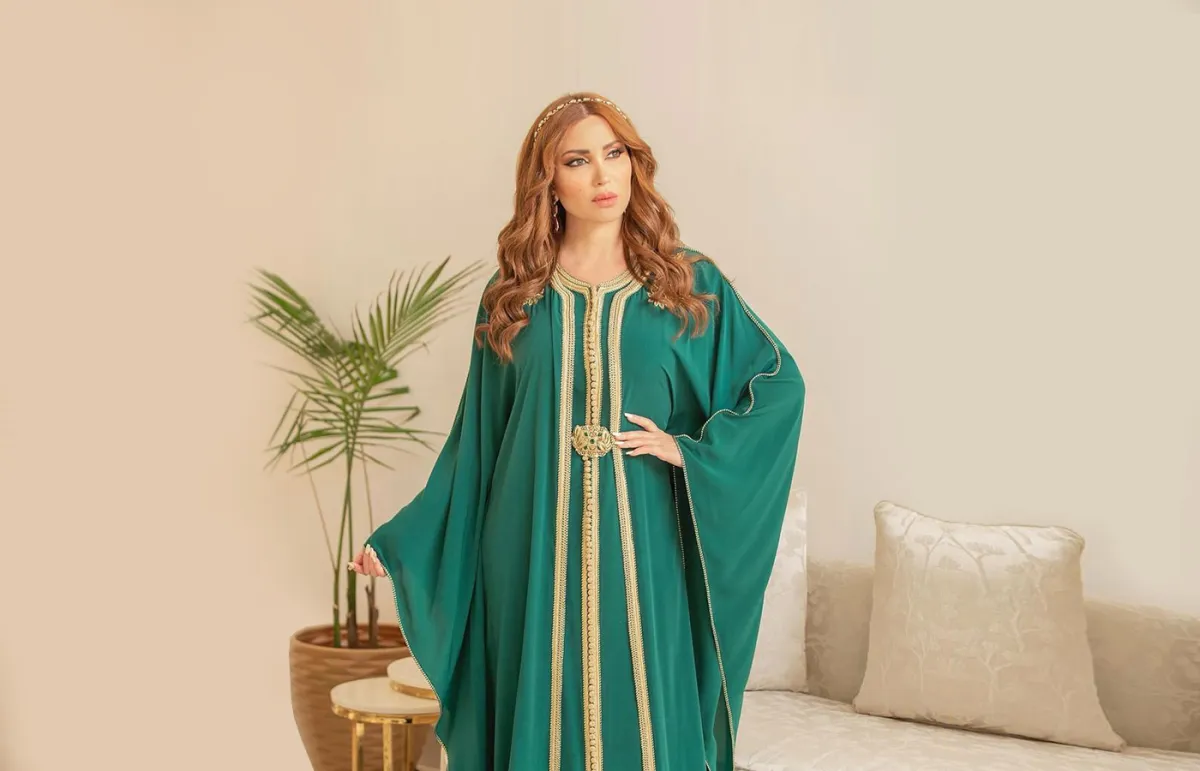 إطلالات النجمات باللون الأخضر