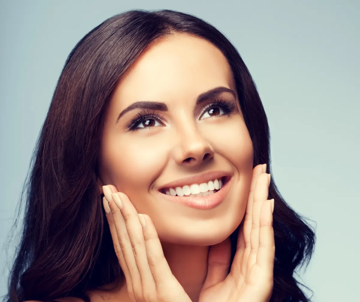 طرق استخدام العسل للحصول على بشرة متوهجة