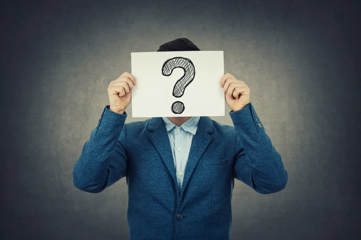 رجل أمريكي يتفاجأ بوجود شخص "نسخة منه" في حمام السباحة