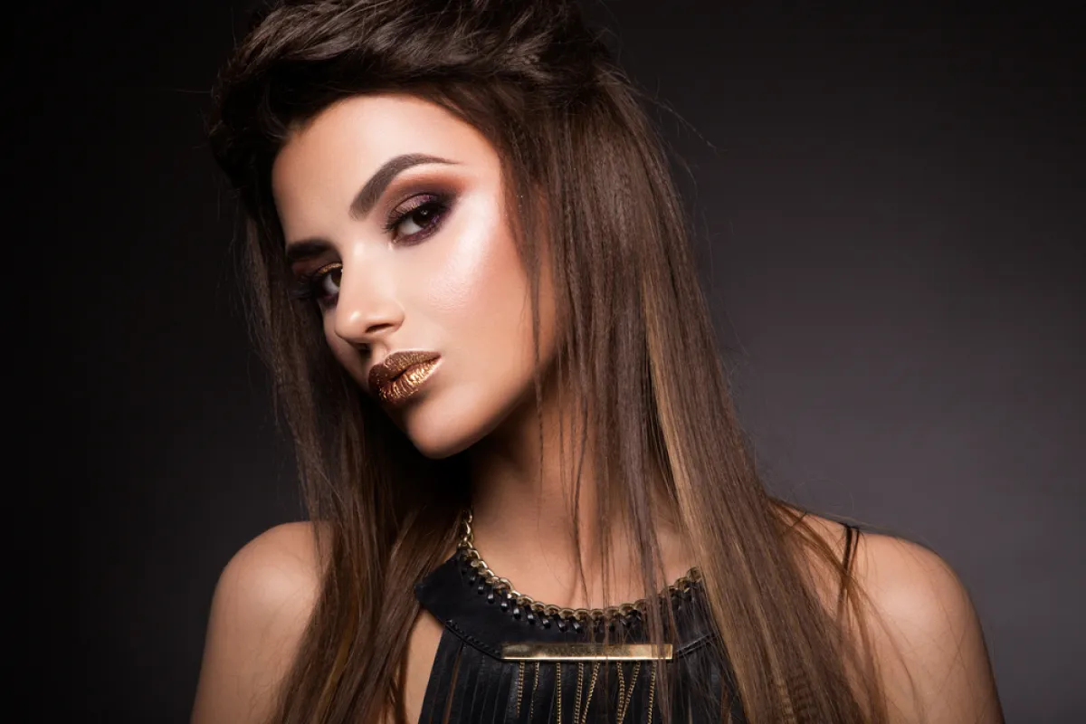 أجمل صيحات مكياج مناسبة لليوم الوطني السعودي 2022