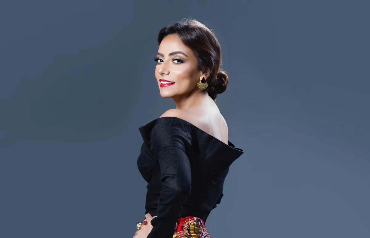 سارة الطباخ - الصورة من حسابها على الفيس بوك