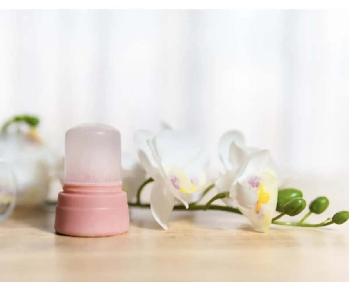 فوائد استخدام مزيل العرق بالشبة والجلسرين