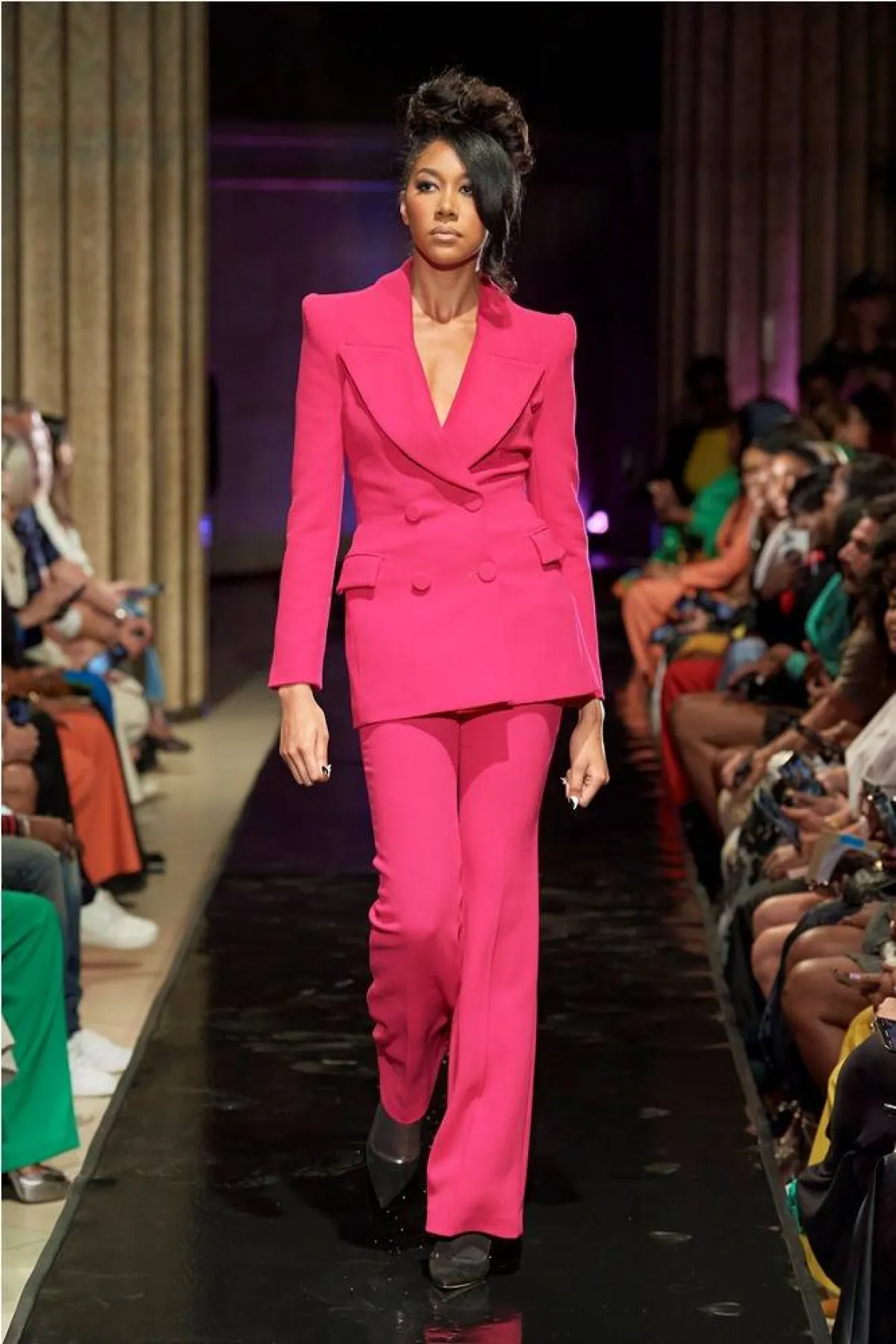 موديلات بليزر رسمية  من سيرجيو هدسون Sergio Hudson