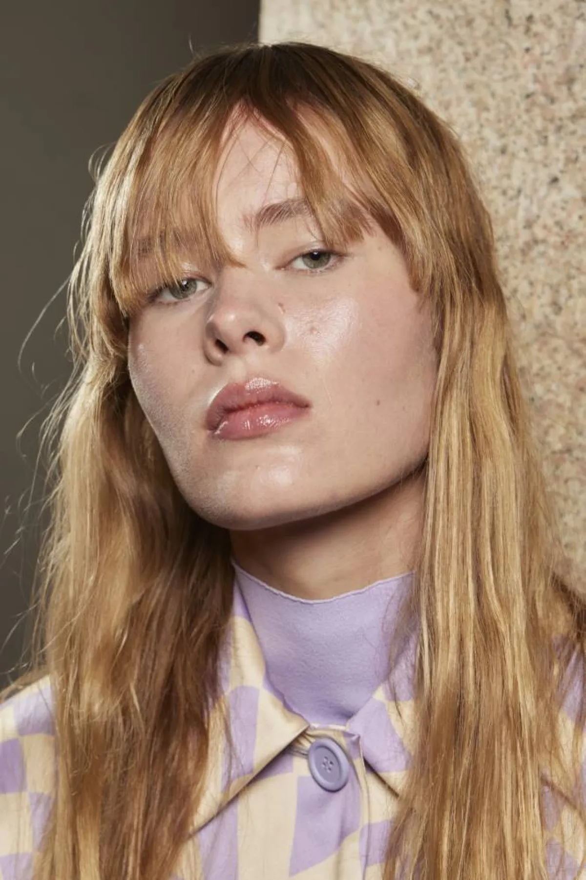 صيحات مكياج بشرة لربيع وصيف 2023