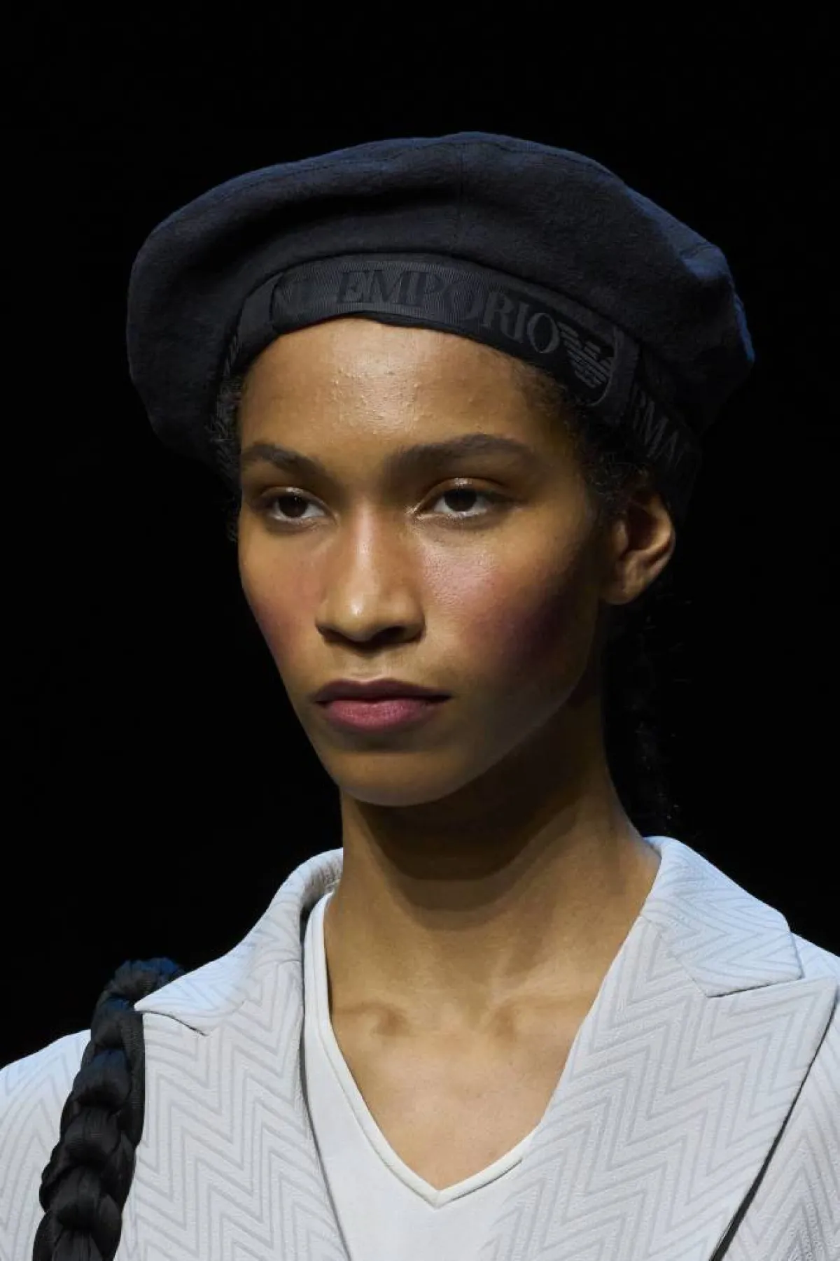 موضة قبعات الشعر لربيع وصيف 2023