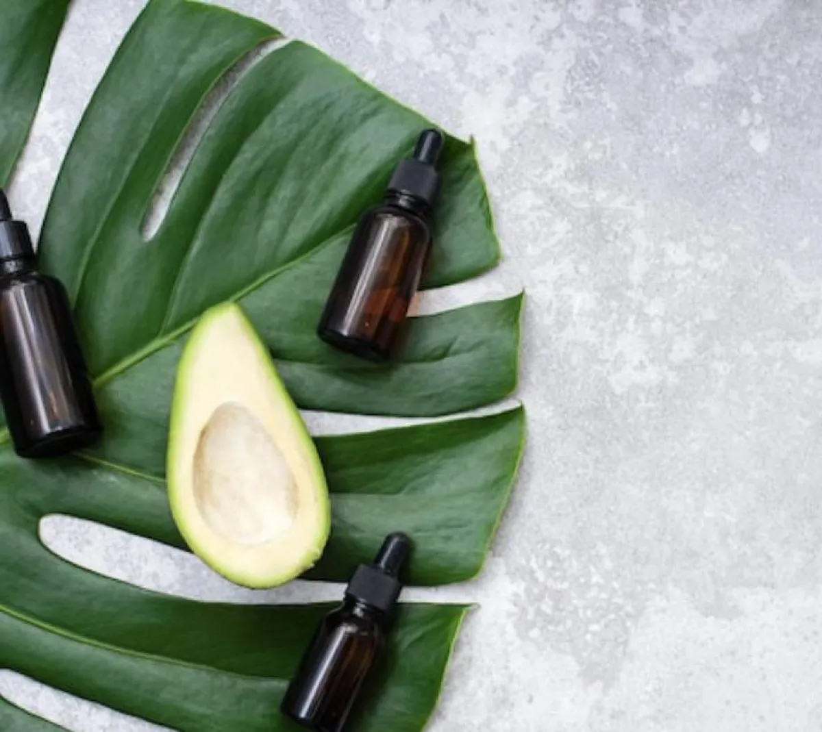 زيت الأفوكادو وجوز الهند قبل النوم