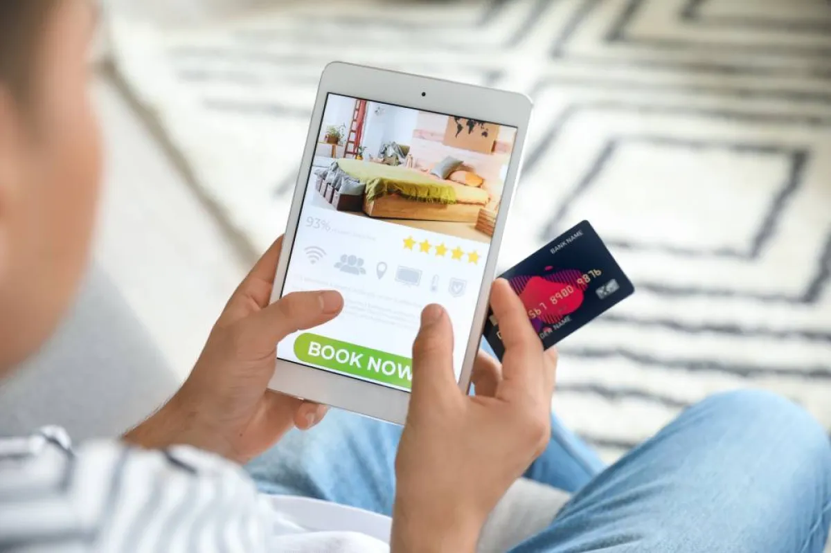 الاستعانة ببطاقة الائتمان عند السفر