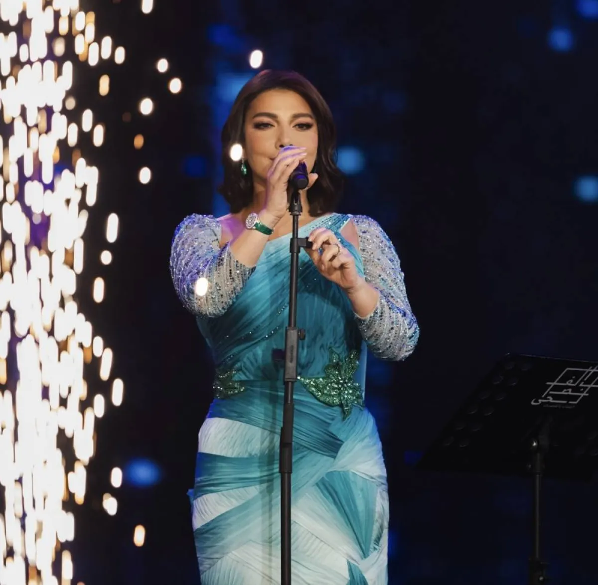 اصالة في مهرجان الغناء بالفصحى - الصورة من حساب وزارة الثقافة على تويتر