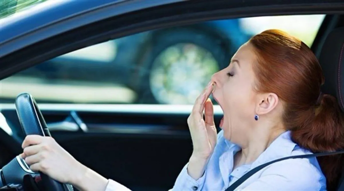 تغلبي على النعاس أثناء القيادة بهذه الطريقة 