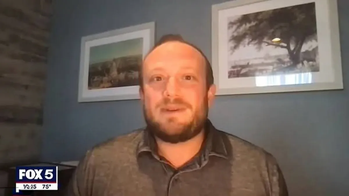 أمريكي يلتهم لؤلؤة بـ4000 دولار