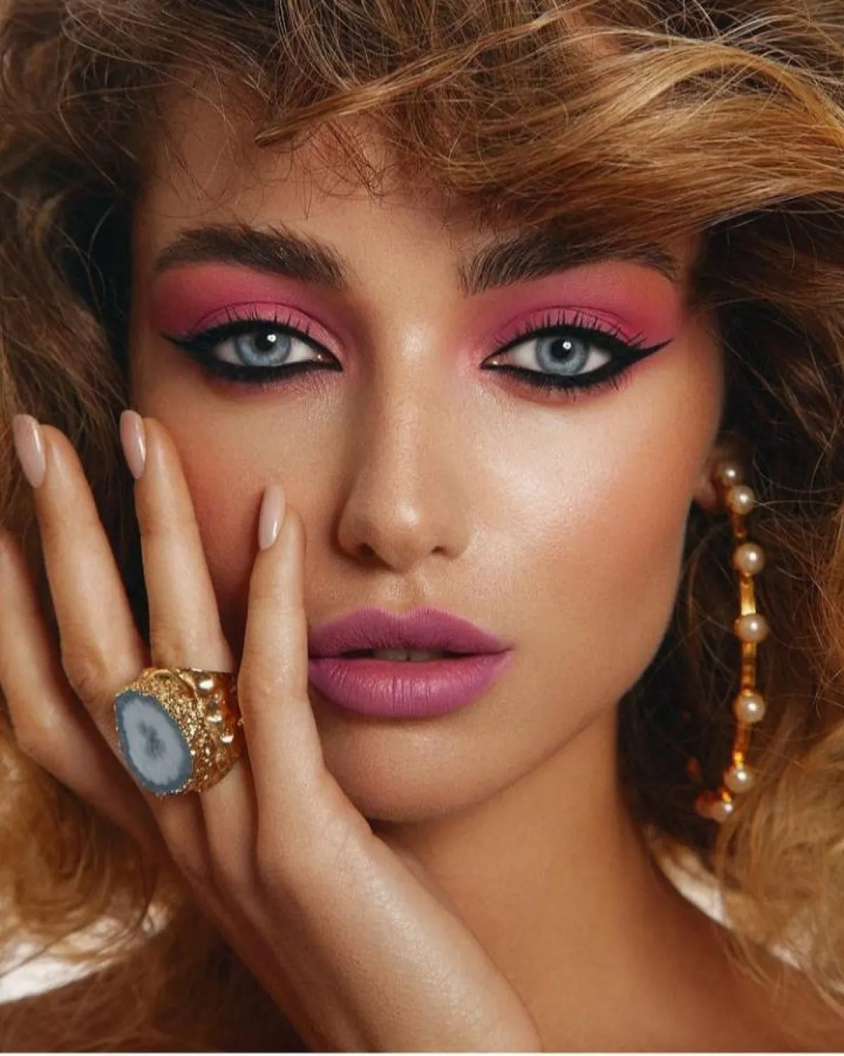 صيحات مكياج زهري