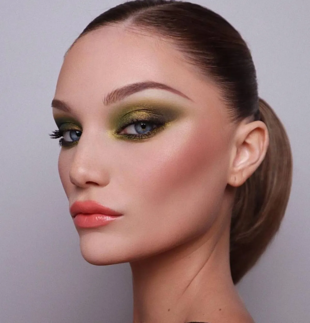 صور صيحات مكياج زهري