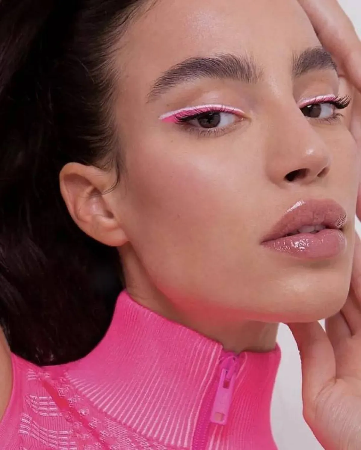 صور رسمات أيلاينر زهري