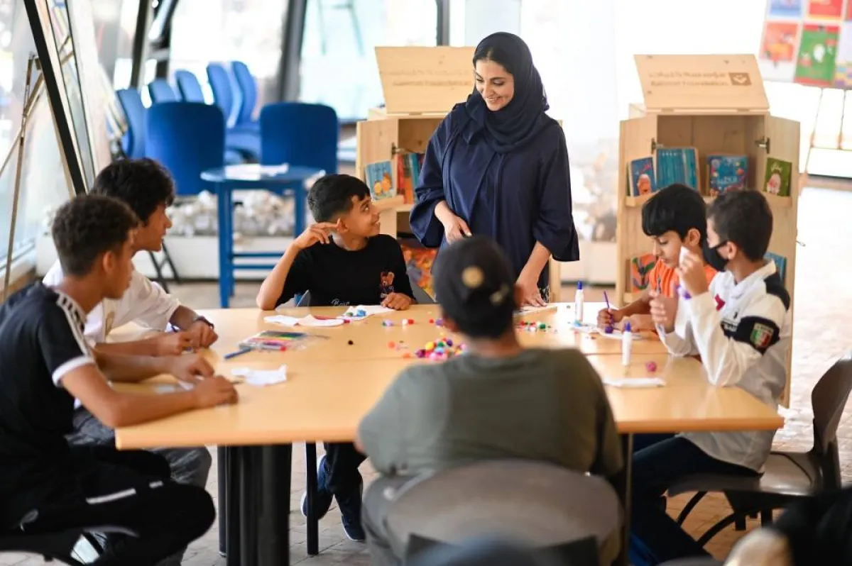 ياسمين كعكيبي في مدرسة أحمد الشرقاوي. الصورة من "وام"