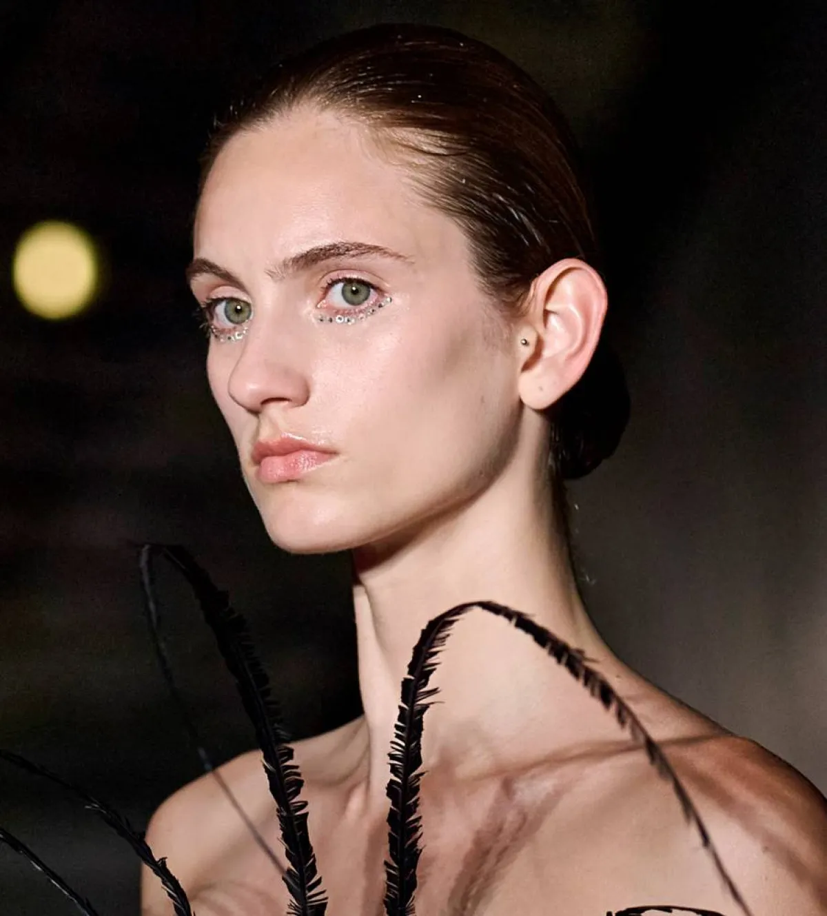 تسريحات شعر مرفوعة