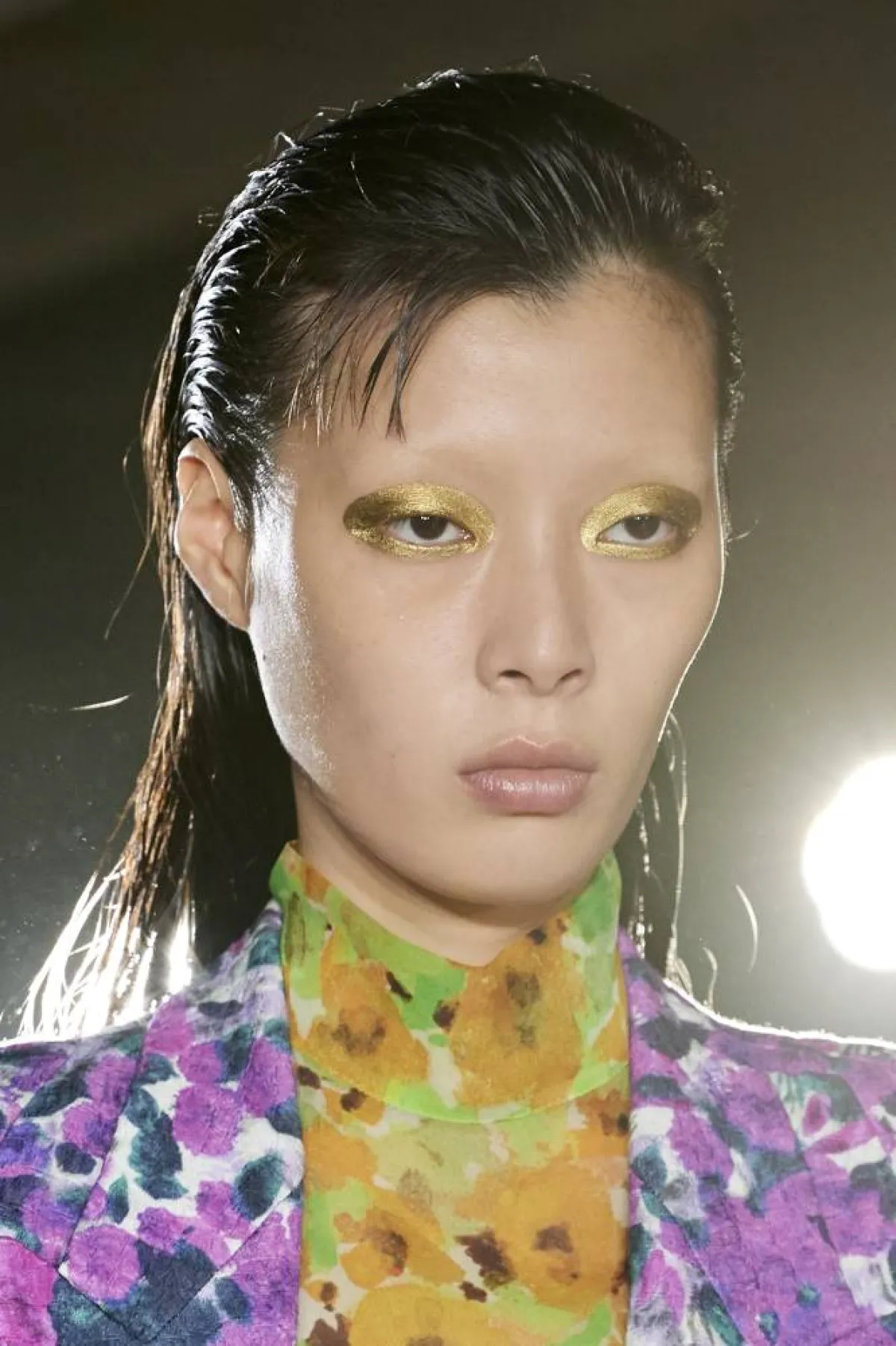 تسريحات شعر منسدلة