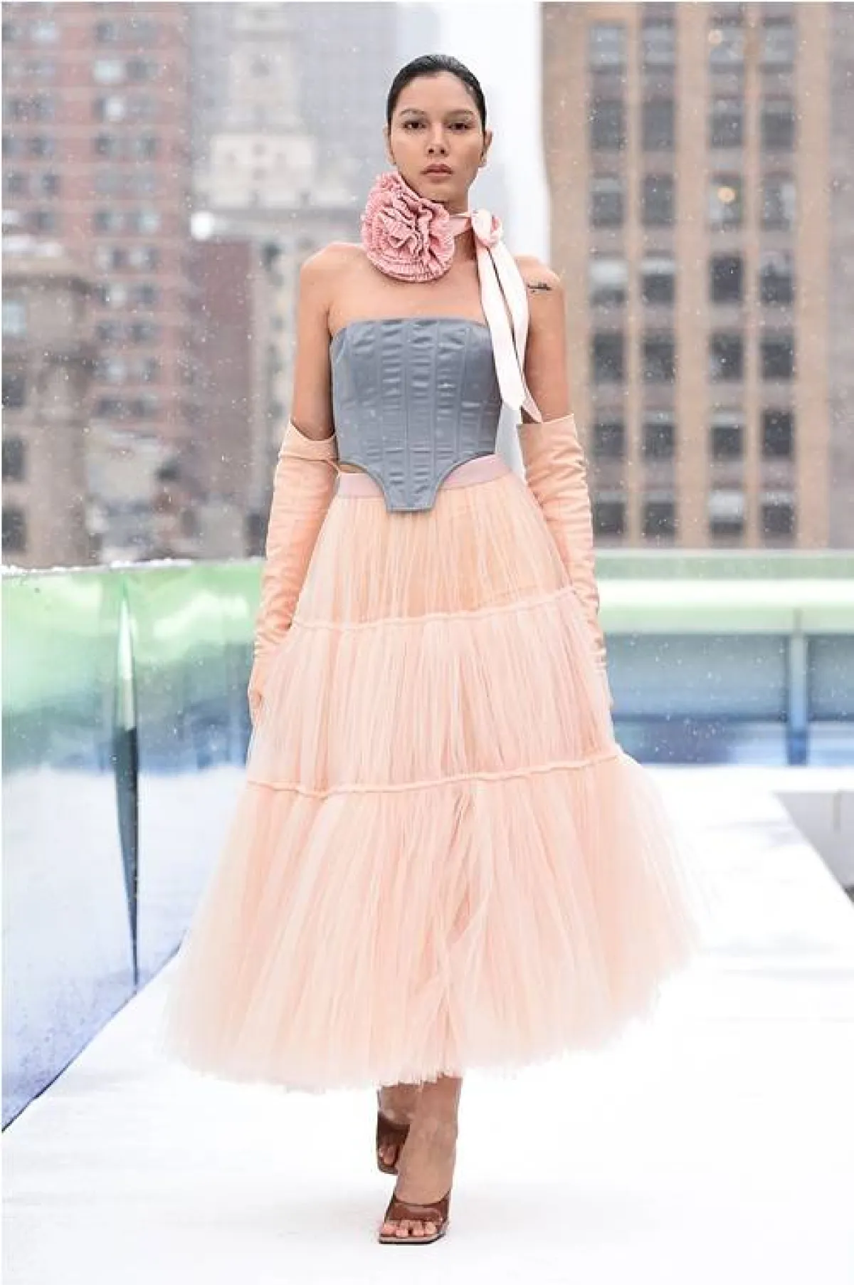 تنورة باللون الزهري 2022 من فلاينغ سولو Flying Solo