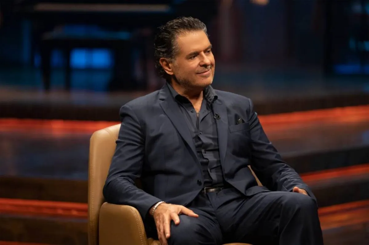 راغب علامة من كواليس الحلقة الأولى - الصورة من الشركة المنتجة للبرنامج