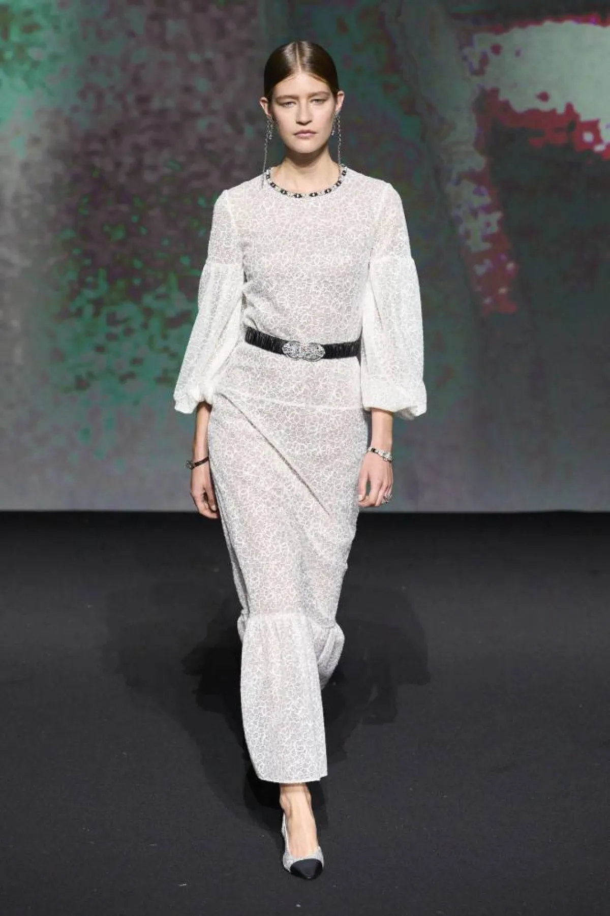 أسبوع باريس يختتم عروضه