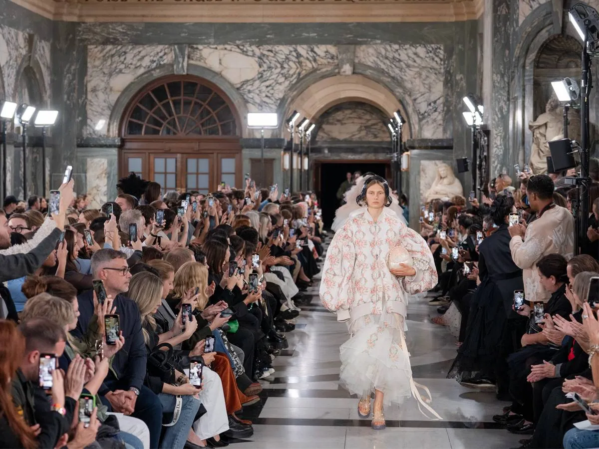 اتجاهات موضة الربيع من لندن LFW SS 2023: The Fashion recap