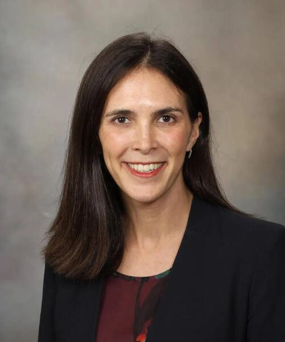  د.كاثرين رودي، الاختصاصية في الأورام، في 