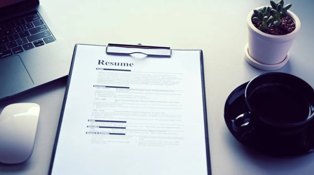 السيرة الذاتية