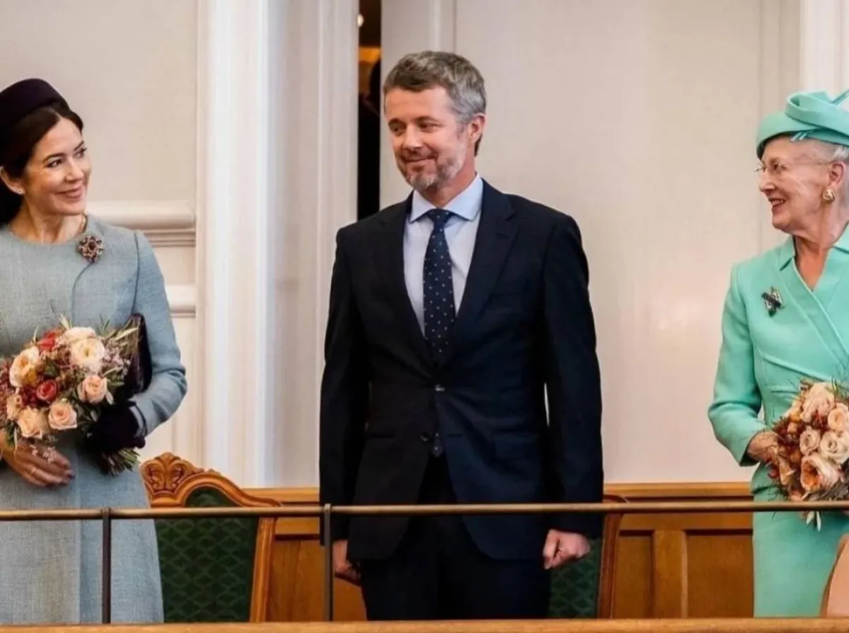 الملكة مارغريت تفتتح البرلمان الدنماركي مع الأمير فريدريك والأميرة ماري- الصورة من حساب Europe Royals على إنستغرام