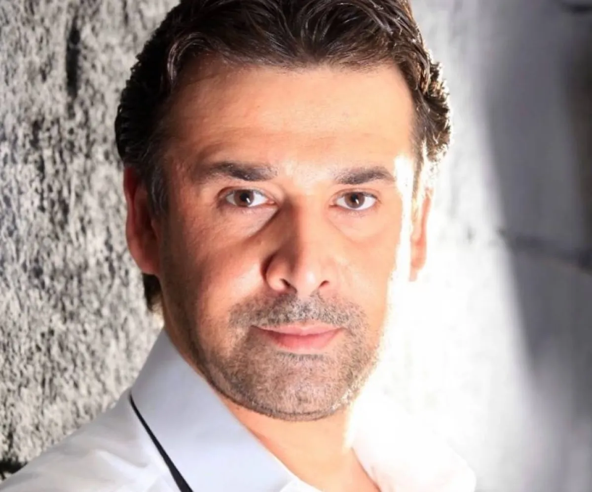 كريم عبد العزيز  - صورة من صفحته على انستغرام