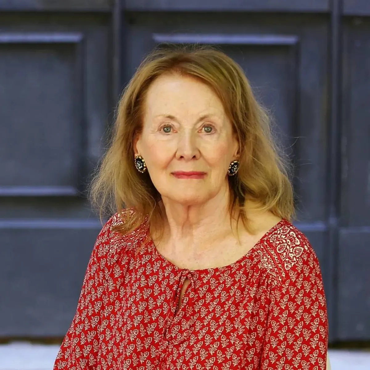 الأديبة الفرنسية آني إرنو عقب فوزها بنوبل للأدب 