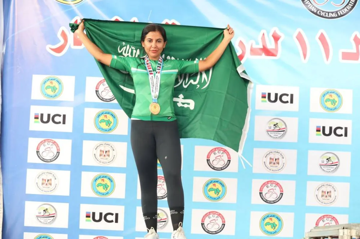 مشاعل الحازمي تحصد الميدالية البرونزية - الصورة من حساب الاتحاد السعودي للدراجات على تويتر