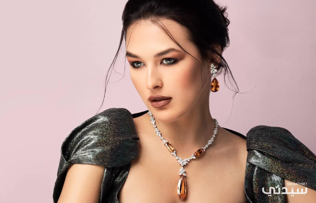 ورود الخريف المرصّعة بالنادر والنفيس Autumn Bejeweled Bouquet