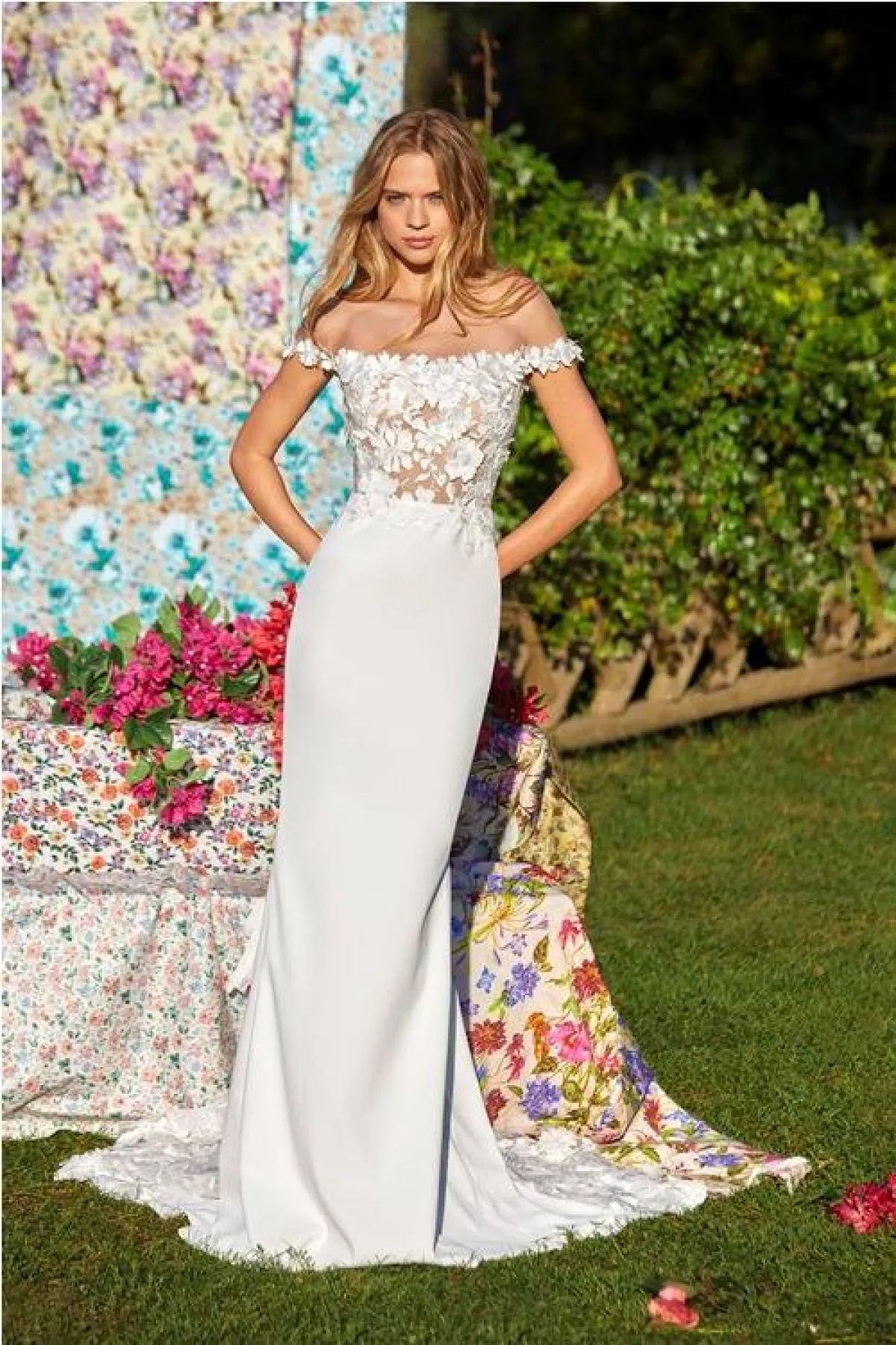 فستان زفاف أوف شولدر من إينيس باي إينيس دي سانتا Ines By Ines Di Santa