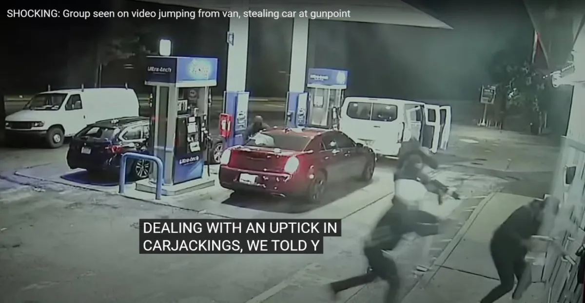 عملية سرقة بأمريكا علي الهواء