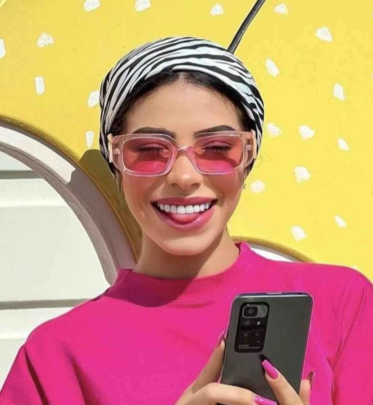 البندانة حيادية الالوان من منة السني