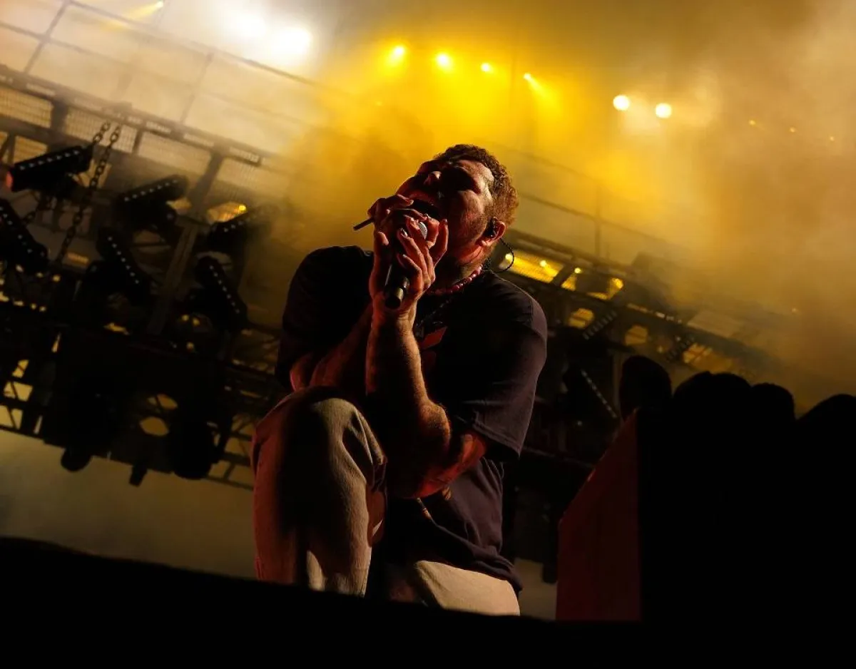 بوست مالون - صورة من المركز الإعلامي للشركة المنظمة للحفل