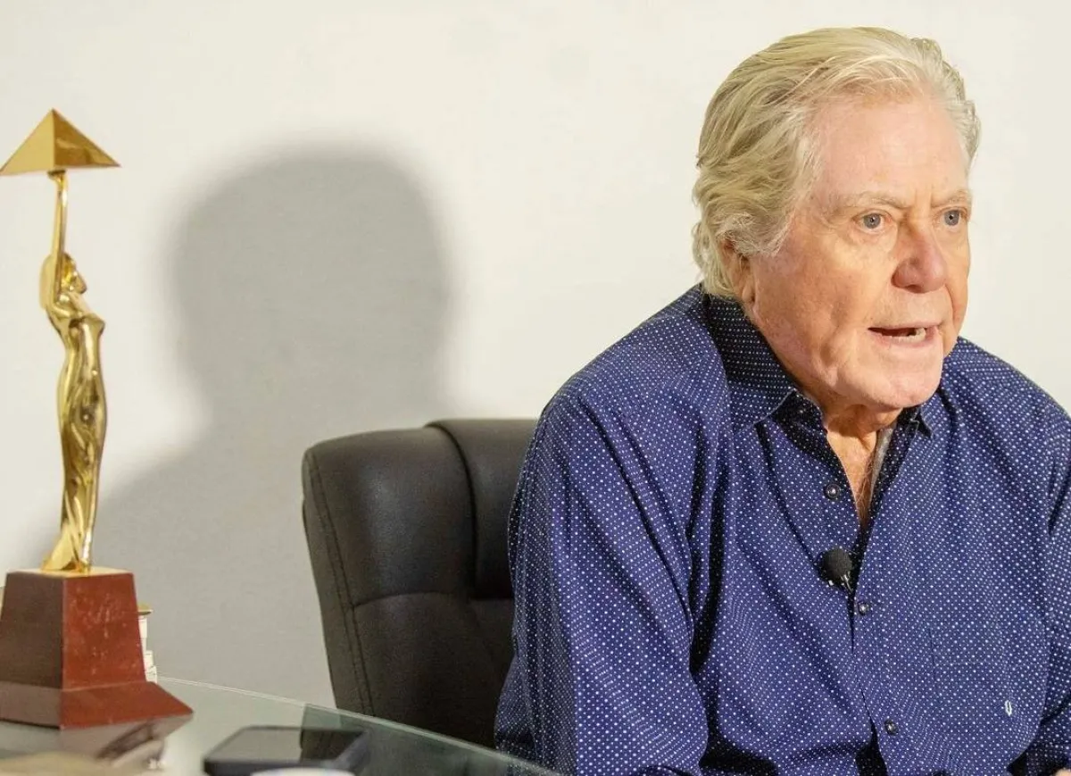 حسين فهمي - صورة من حسابه على انستغرام