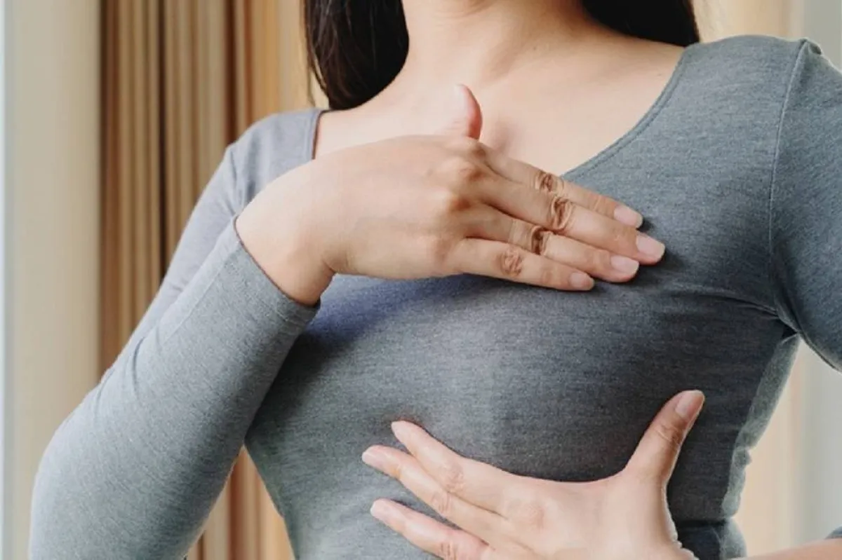 سرطان الثدي والكيس الدهني