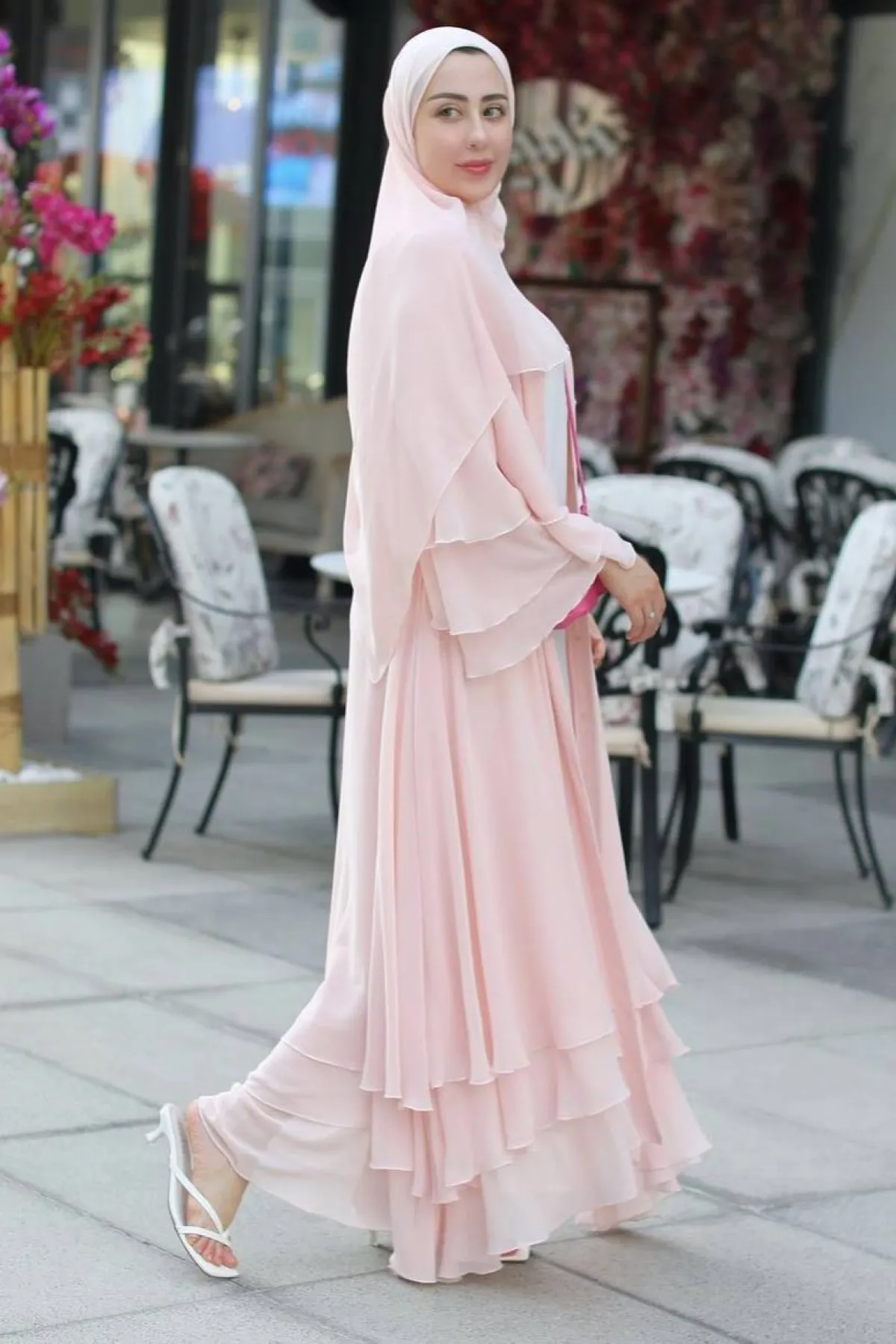 شهد ناصر بالعباية الزهرية