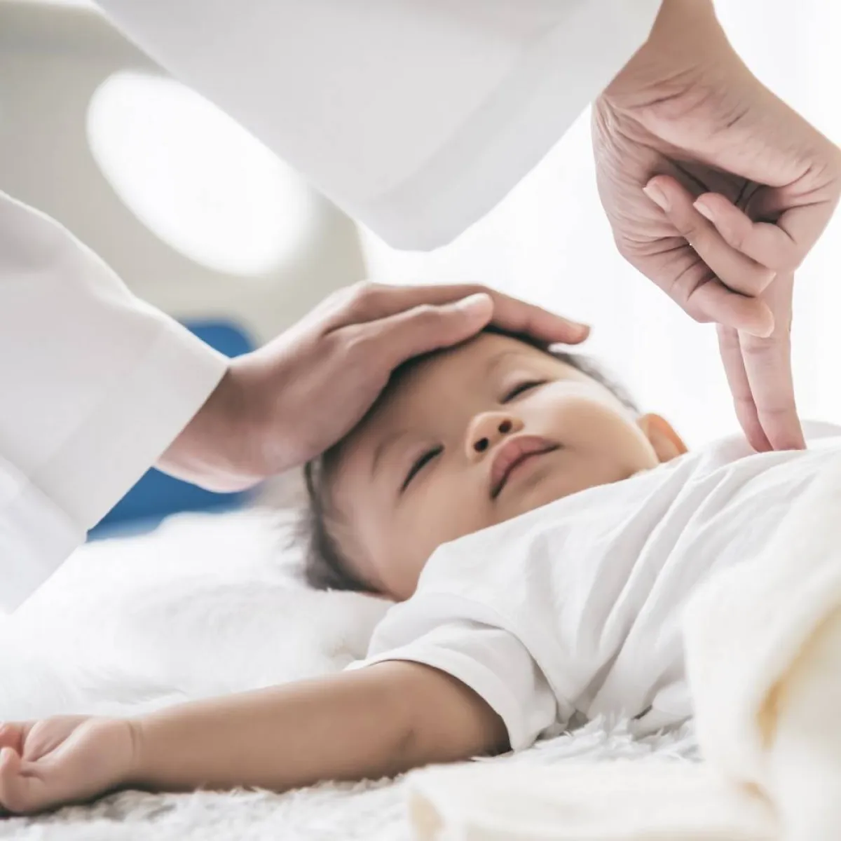 صورة لطفل مريض