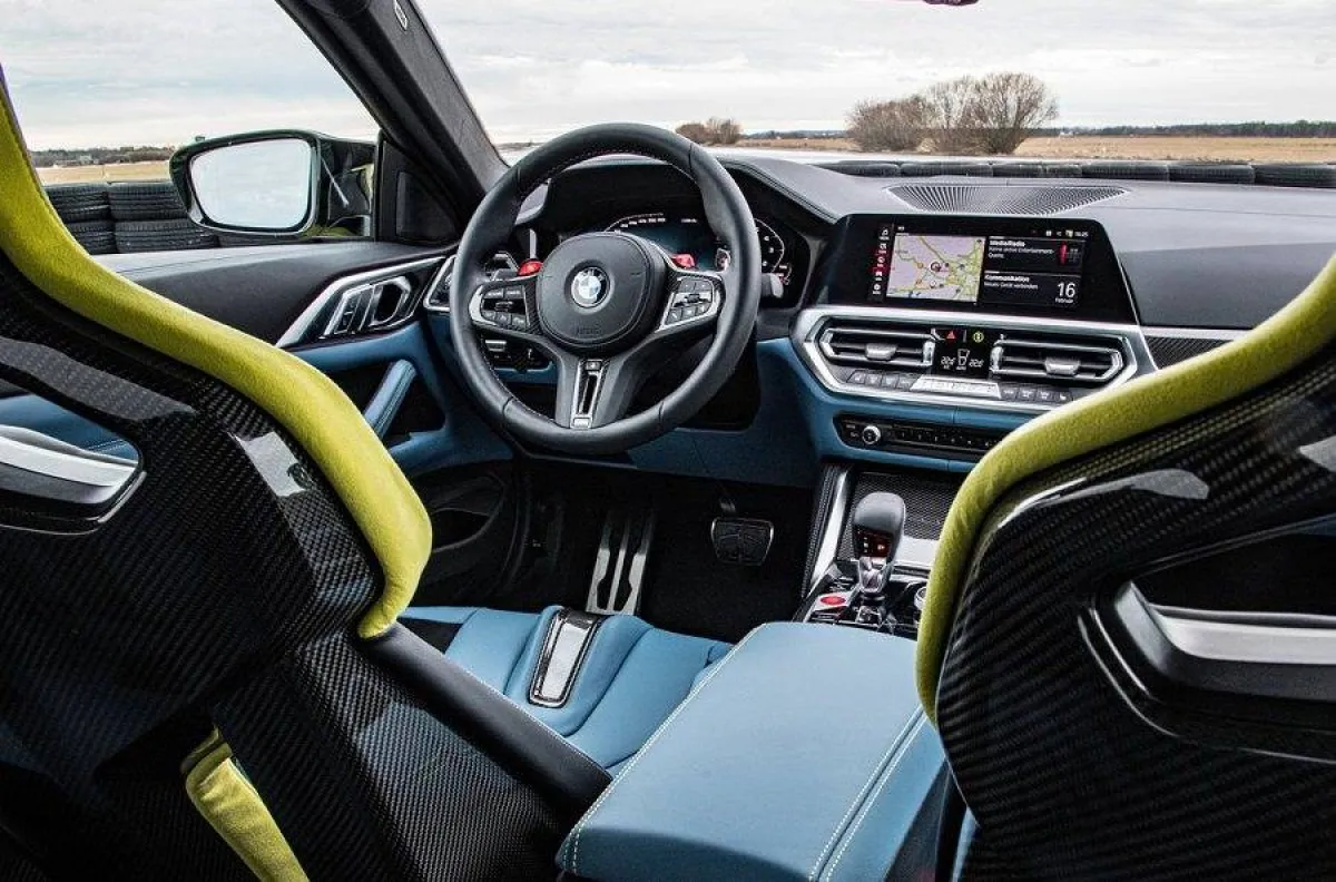 بي ام دبليو ام 4 كومبيتيشن